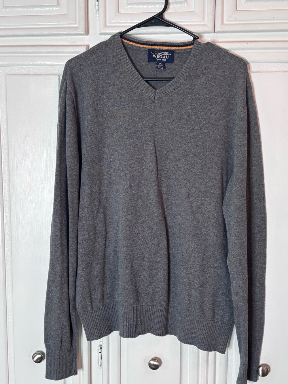 WHO.A.U Men’s Large Gray V-Neck 100% Cotton Sweater Preppy